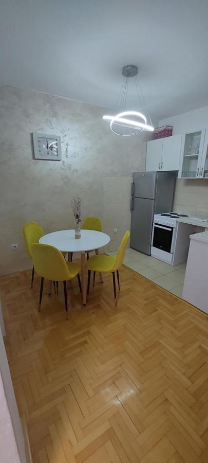 Appartement Apartman Bujisic à Plužine Extérieur photo