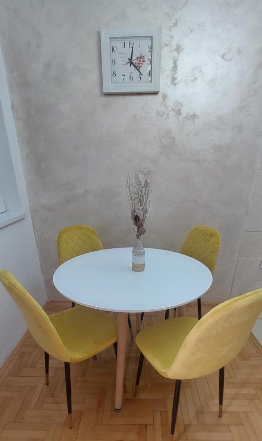 Appartement Apartman Bujisic à Plužine Extérieur photo